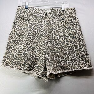Vigoss‎ Leopard Print Jean Shorts